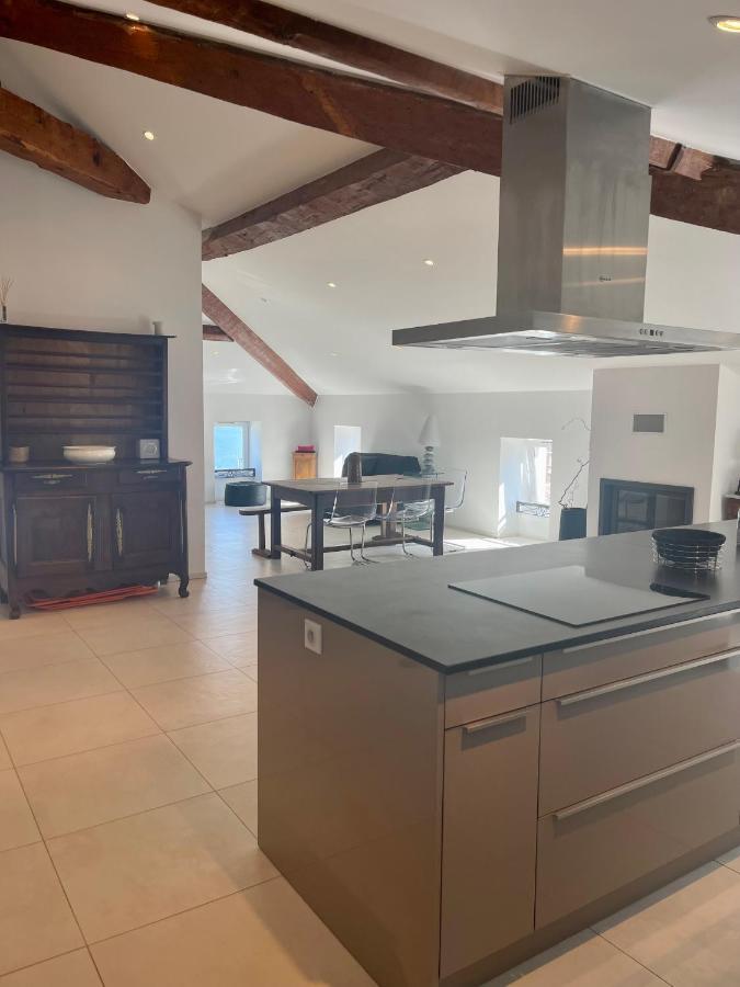 פרופריאנו Grand Appartement Style Loft Bord De Mer מראה חיצוני תמונה