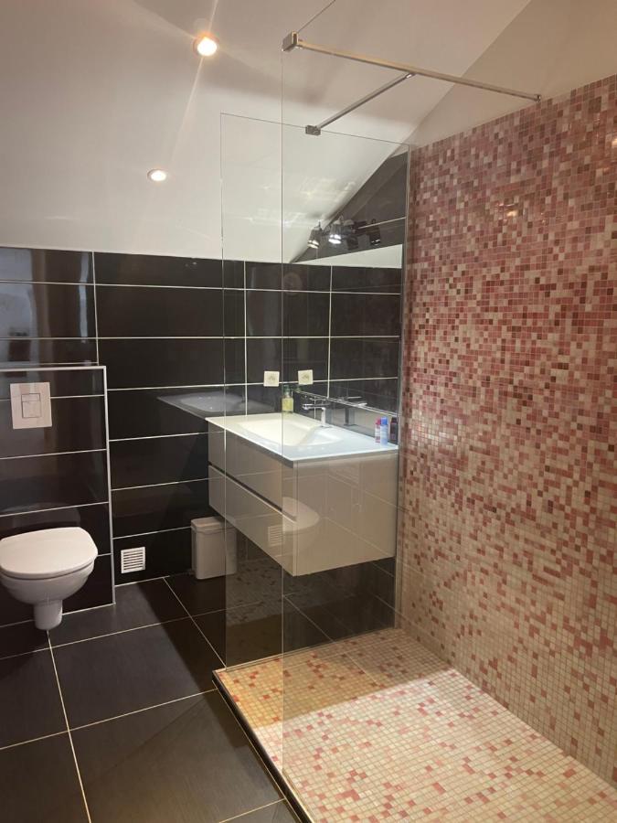 פרופריאנו Grand Appartement Style Loft Bord De Mer מראה חיצוני תמונה